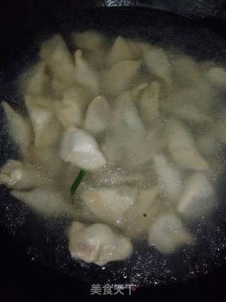 小葱饺子的做法步骤:12