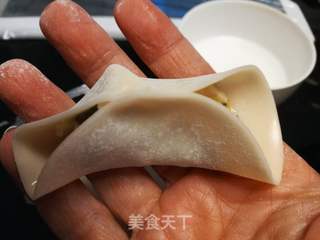 三鲜饺的做法步骤:13