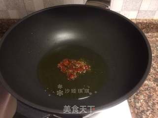 泡椒爆炒卤毛肚的做法步骤:4