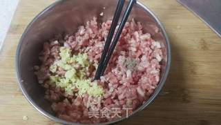 猪肉虾仁包子的做法步骤:2