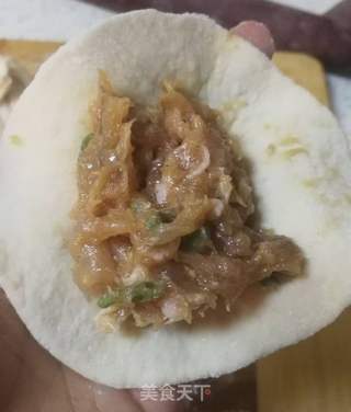 猪肉虾仁包子的做法步骤:9