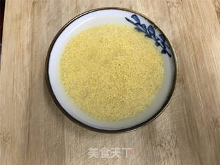 苹果小米粥的做法步骤:2