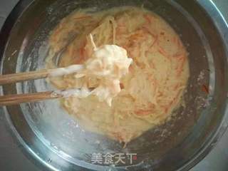 胡萝卜土豆丝饼的做法步骤:4