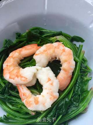 鲜虾仁拌菠菜的做法步骤:8