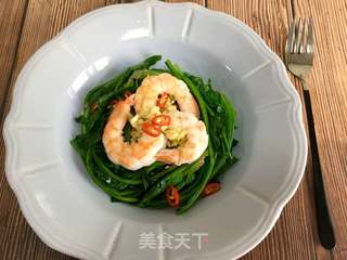 鲜虾仁拌菠菜的做法步骤:18