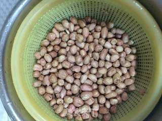 海苔花生米的做法步骤：1