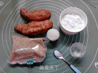 黏软红薯糯米饼的做法步骤：1