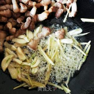 红烧肉酸菜盖浇饭的做法步骤:8