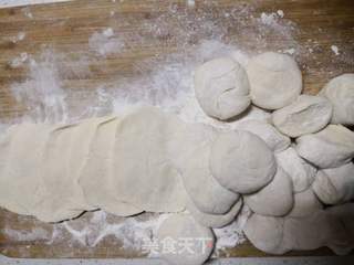 萝卜丝馅儿大饺子的做法步骤:5