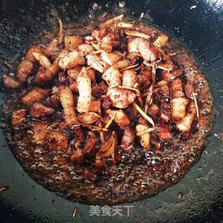 红烧肉酸菜盖浇饭的做法步骤:10