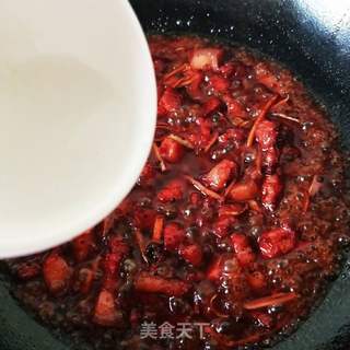 红烧肉酸菜盖浇饭的做法步骤：12