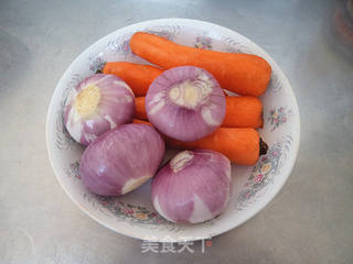 牛肉洋葱胡萝卜馅饼的做法步骤:3