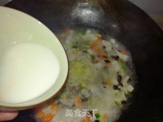黄瓜木耳豆腐汤的做法步骤:9