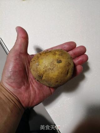土豆丝饼的做法步骤：1