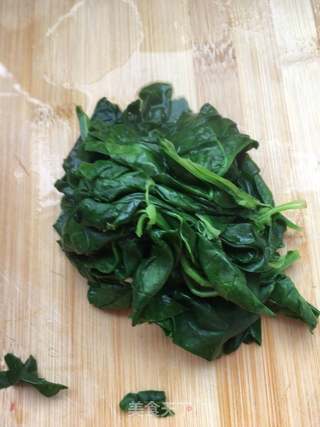 羊肉汤菠菜手擀面的做法步骤:5
