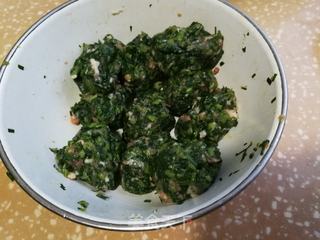 肉末萝卜缨馅饼的做法步骤:5