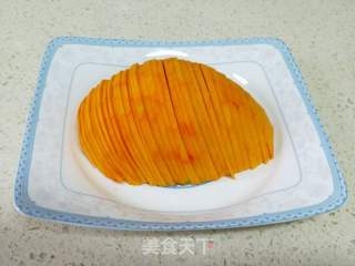 南瓜花卷的做法步骤:2