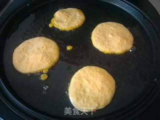 快手南瓜芝麻糖饼的做法步骤:4