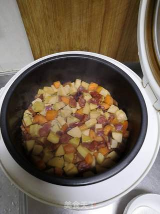 腊肠芋头焖饭的做法步骤:13