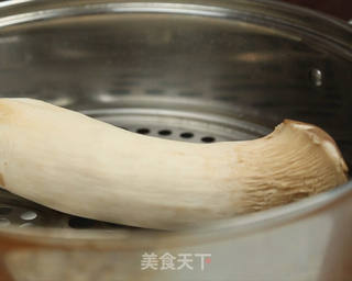 手撕杏鲍菇的做法步骤:4