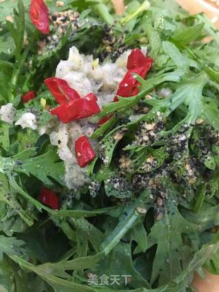 蒜泥拌茼蒿叶的做法步骤:13
