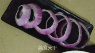 洋葱蛋饼的做法步骤:2