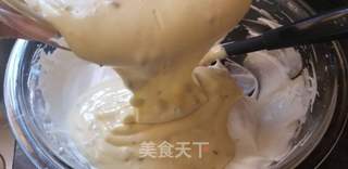 十寸中空戚风蛋糕的做法步骤:6