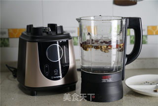 核桃红枣黑米粥的做法步骤:3