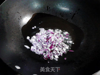 香草肠黄金咖喱炒饭的做法步骤:7