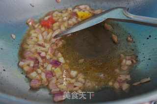 番茄大虾玉米波纹面的做法步骤:6