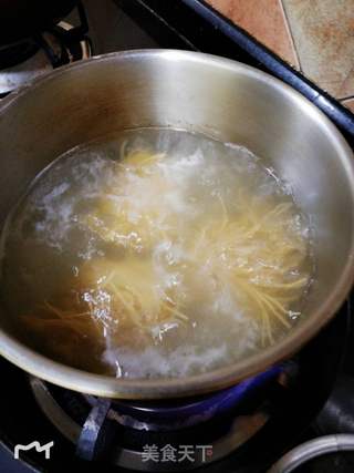 蚝油牛肉蛋炒面的做法步骤：7