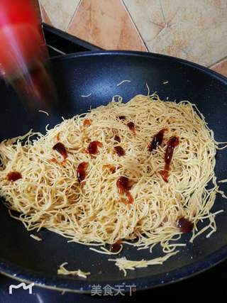 蚝油牛肉蛋炒面的做法步骤：9