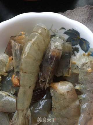 香菜鲜虾粥的做法步骤:3