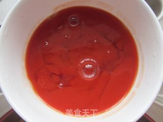番茄汁双色果冻的做法步骤:4
