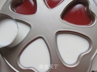 番茄汁双色果冻的做法步骤:9