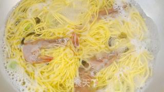 自制南瓜面条的做法步骤:10