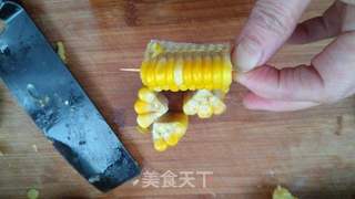 黄金玉米串的做法步骤:2