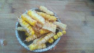 黄金玉米串的做法步骤:7
