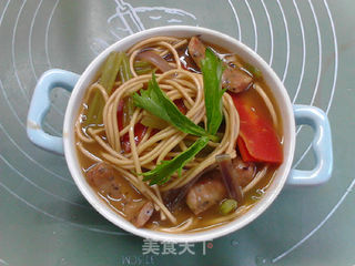 咖喱热汤面的做法步骤:14