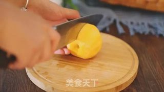 黄桃罐头+果冻的做法步骤:2