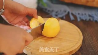 黄桃罐头+果冻的做法步骤:3