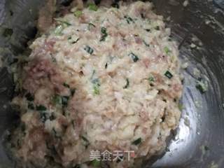 莲藕肉饼的做法步骤：4