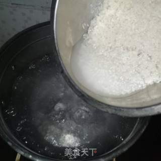 皮蛋瘦肉粥的做法步骤:7