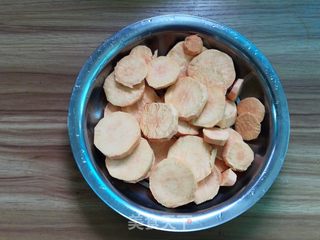 奶酪红薯圆子的做法步骤:2