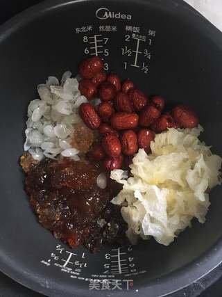 皂角米桃胶炖银耳的做法步骤:6