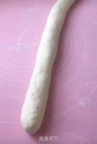 红豆卷的做法步骤:7