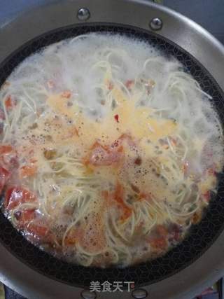 酸辣面的做法步骤:7