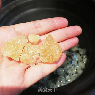 冰糖银耳莲子羹——秋冬美容养颜全靠它的做法步骤:5