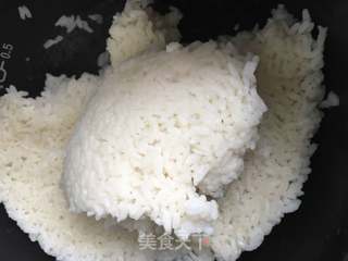 西兰花海参饭团的做法步骤:3