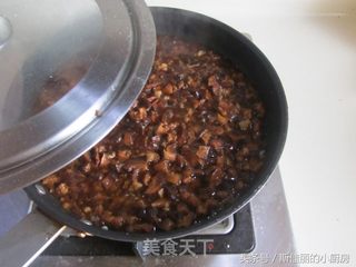 香菇肉酱菠菜面的做法步骤:9